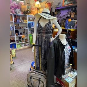 Signature by Sangria Black and White Print Halter Dress